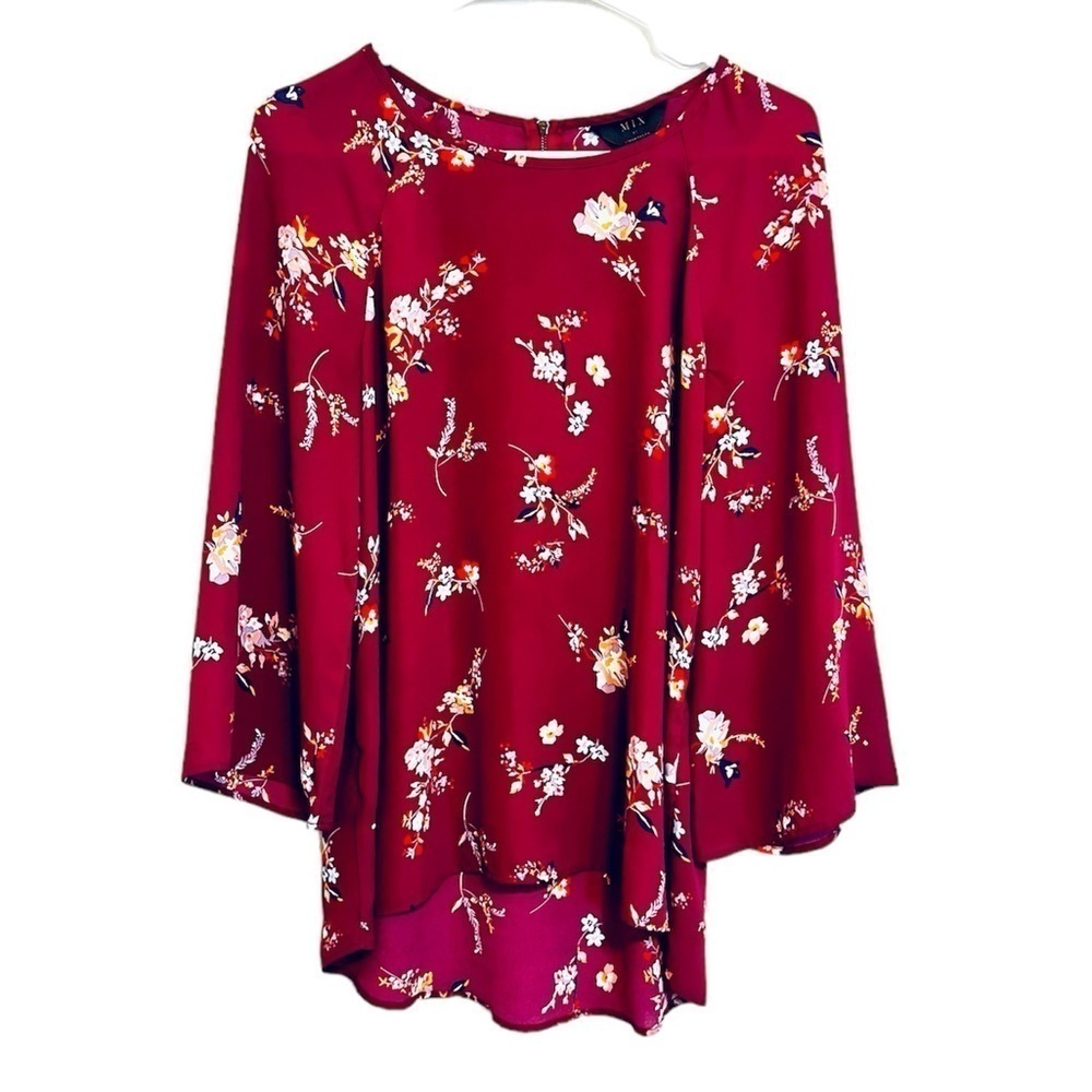 2/$30 Mix by 41 Hawthorn Burgundy Floral Bell Sleeve Blouse Size Small